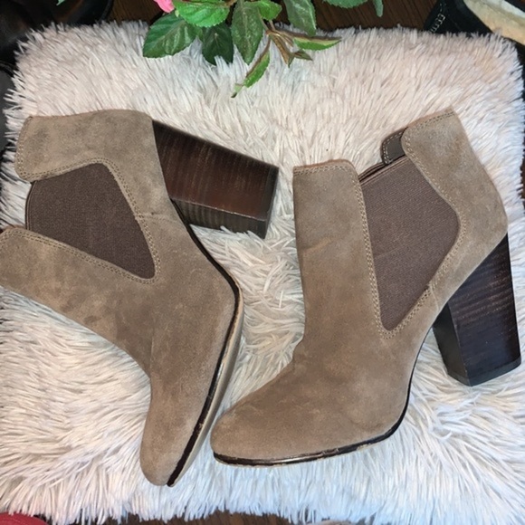 Bjorndal Suede Leather Heeled Chelsea Boots Tan Woman’s Size 9 - Picture 10 of 12